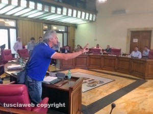 Federico Grattarola durante il consiglio provinciale