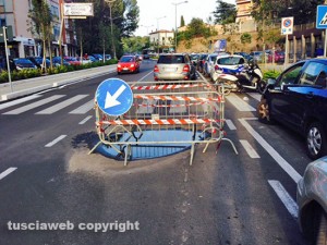 Viterbo - La buca a via Genova