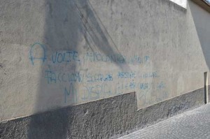 Tarquinia - Atti vandalici al belvedere e nella chiesa di San Giacomo