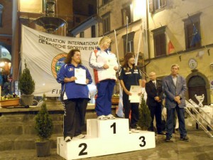 Montefiascone - Un momento della premiazione ai campionati mondiali di lancio tecnico