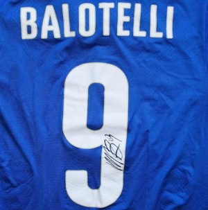 La maglia di Balotelli