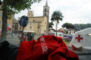 Viterbo - La croce rossa a piazza dei Caduti