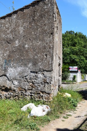 Il Casaletto del Padreterno ridotto a discarica