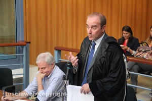 Labate e il suo assistito Mario Rossi