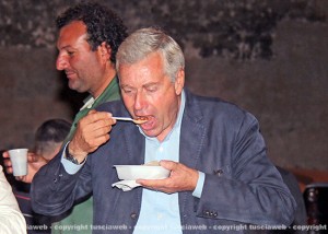 Il sindaco Michelini alla "faciolata"