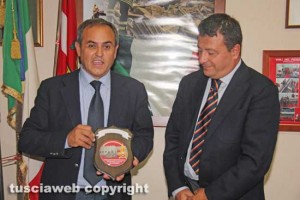 Gennaro Tornatore mostra il crest