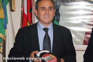 Gennaro Tornatore mostra il crest