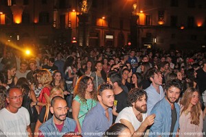 Giorni Anomali - Il concerto a piazza del Comune