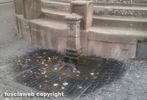 Viterbo - la fontanella a piazza San Faustino