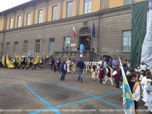Minimacchina del centro - Il corteo