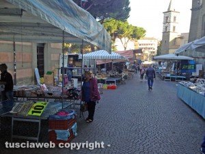 La fiera di santa Rosa - Via Ascenzi