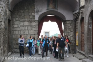 In cammino sulle vie dell’esilio di santa Rosa - Ingresso al centro storico a Vitorchiano