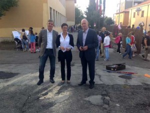 Tarquinia - L'assessore Celli, il dirigente scolastico Boem e il sindaco Mazzola