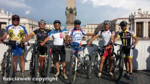 Gli amici x la bici, passaggi impervi, san Pietro