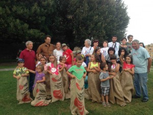 Nonni e nipoti - Tuscania, corsa al sacco