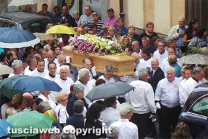 Tuscania - Il funerale di Antonino Fabiani 