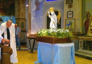 La statua di san Michele Arcangelo
