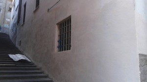 La scuola Bonaventura Tecchi dopo la riverniciata
