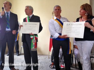 Santa Rosa 2014 - Il raduno dei facchini al palazzo papale