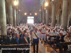 Santa Rosa 2014 - Il raduno dei facchini al palazzo papale