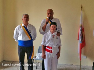 Il capofacchino Rossi presenta la mascotte Federico