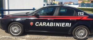 Una macchina dei carabinieri