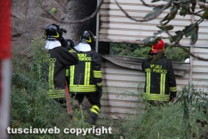 Cantina in fiamme in via Paradosso - I vigili del fuoco sul posto