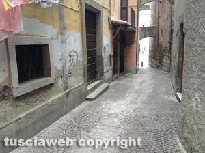 Via sant'Angelo nel degrado
