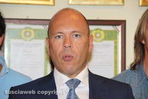 Il capo della squadra mobile Fabio Zampaglione