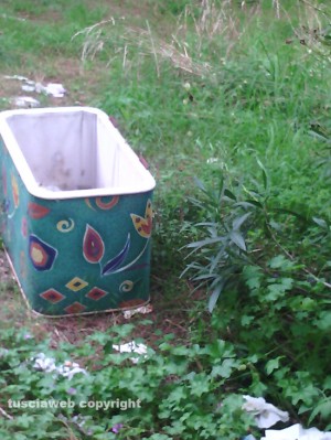 Viterbo - Il degrado nei dintorni del quartiere Villanova