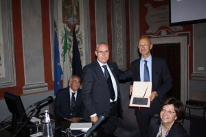 Il presidente del Panathlon club, Domenico Palazzetti e il rettore dell'Università, Alessandro Ruggieri