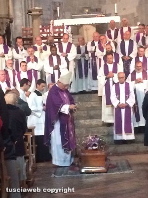 Viterbo - Il funerale di don Giampaolo Manca