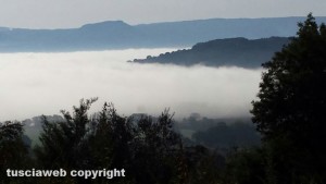Montefiascone - La nebbia sul lago