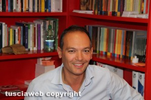 Damiano Amatore nella sede di Majakovskij comunicazione