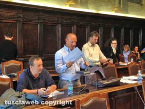 Viterbo - L'opposizione in consiglio comunale