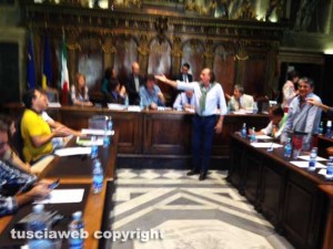 Viterbo - La seduta di consiglio comunale