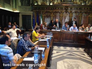 Viterbo - La seduta di consiglio comunale