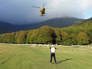 Il soccorso alpino con il Pegaso 33 sul Pizzo Deta