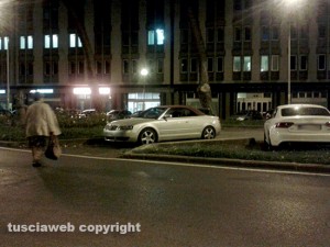 Viterbo - Viale Trento - Parcheggio creativo di fronte alla stazione
