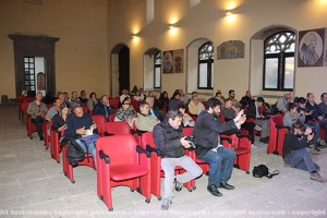 La sala semivuota che seguito Dino Zoff