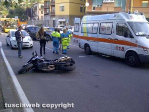 Viterbo - L'incidente in via Vicenza 