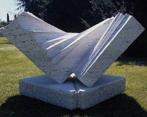 La scultura realizzata da Claudio Capotondi