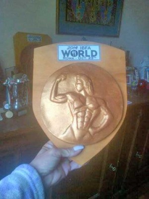 Il trofeo portato a casa da Giulia Cima 