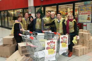 Colletta alimentare - I volontari di Semi di pace