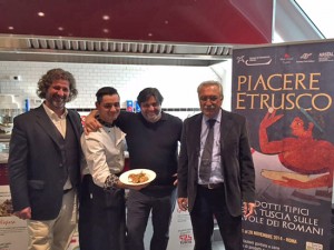 La presentazione di Piacere etrusco