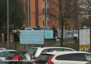 Viterbo - Panni stesi su via Saragat