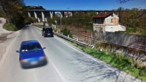 Orte - Auto in bilico tra la strada e il fosso - Il luogo dell'incidente