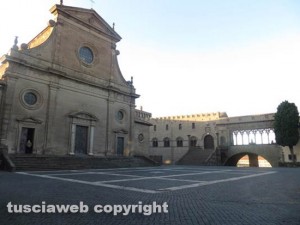 Viterbo - Piazza San Lorenzo