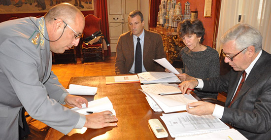 La firma del protocollo in Comune