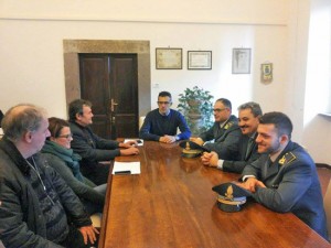 Tuscania - L'incontro tra il comune e la guardia di finanza 